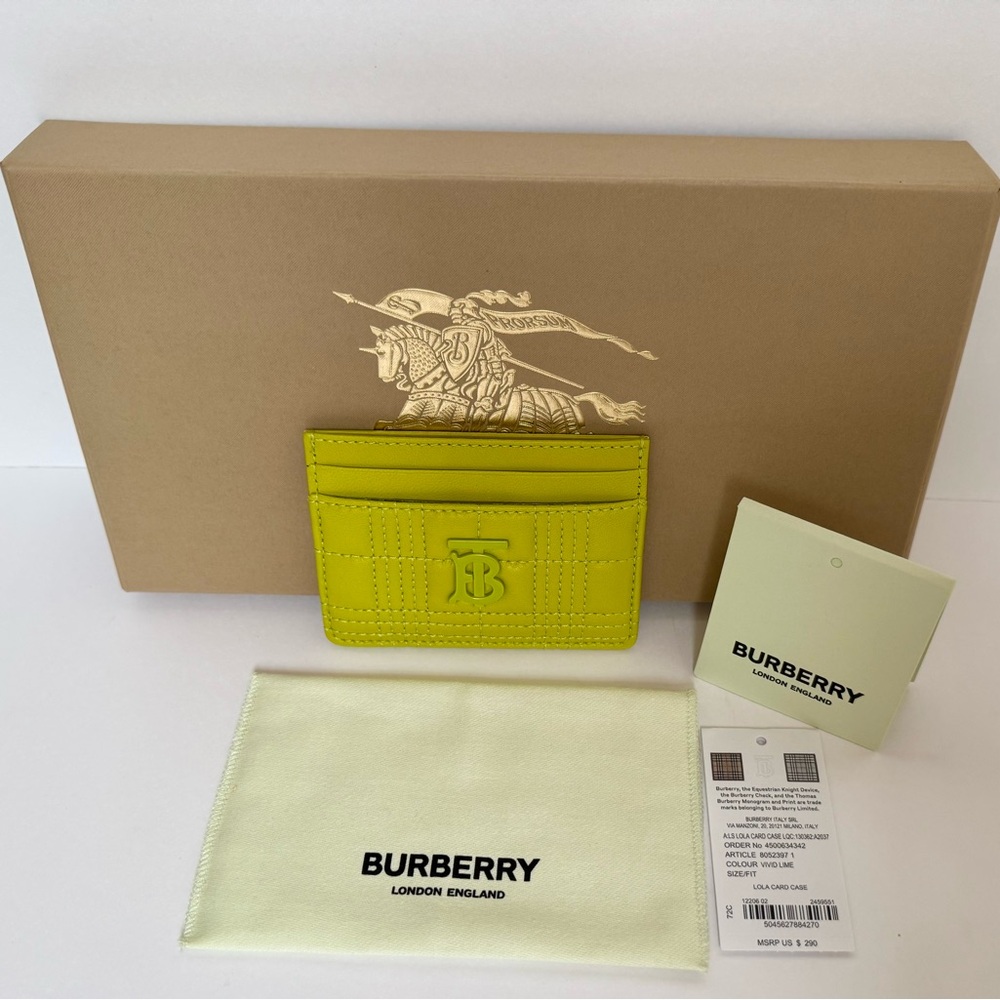 Burberry Lola Collection Vivid Lime Quilted Leather Card Holder - Picture 3 of 6